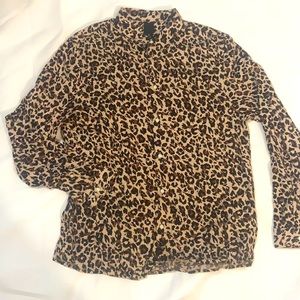 Cheetah print long sleeve T size large